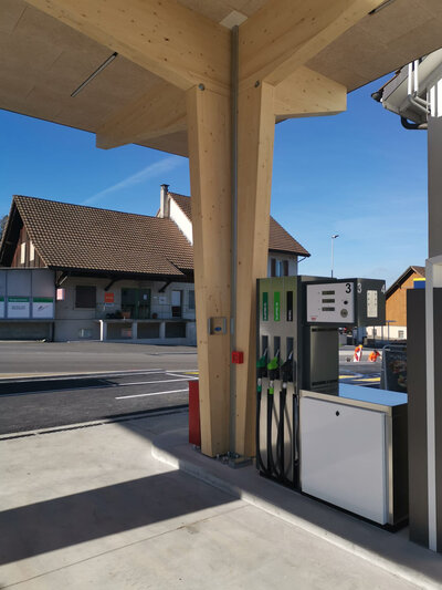 Petrol station roof, Bergdietikon