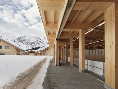 &Uuml;berdachung Alpines Sportzentrum, M&uuml;rren