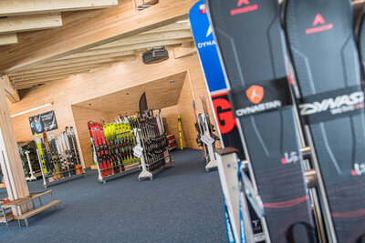 Neues Skitestcenter, trockener Steg, Zermatt